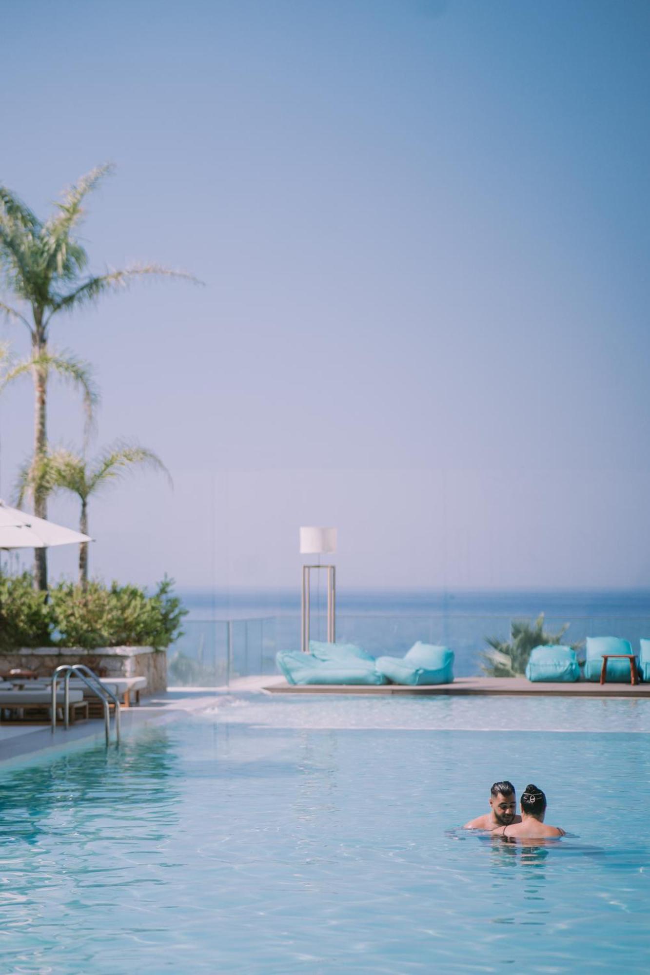 Empire Beach Resort Adults Only Dhërmi Dış mekan fotoğraf